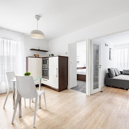 Family Apartment Prague Ngoại thất bức ảnh